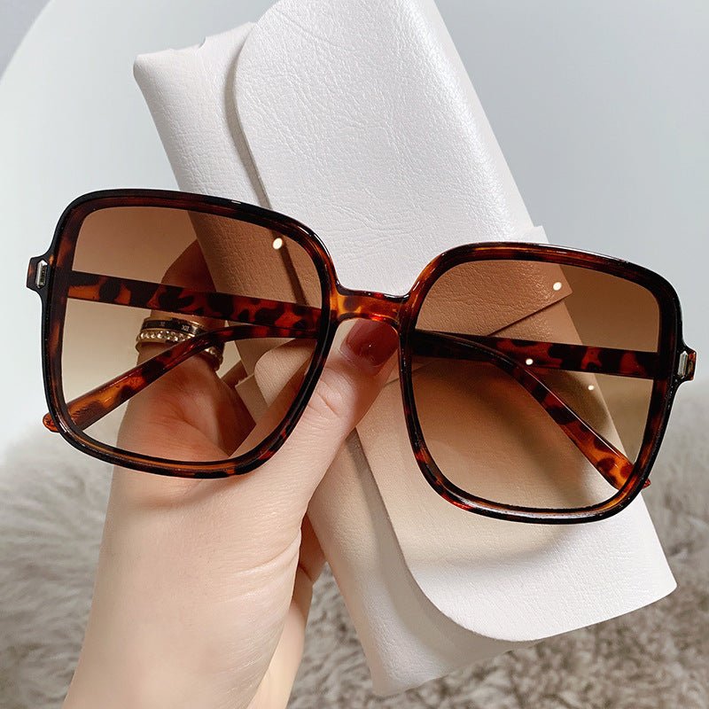 Gradient Vintage Square Sunglasses - Dawterson